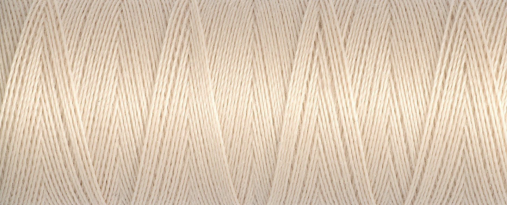 169 Beige - Gütermann Sew All rPET Thread 100m - sewecofabrics