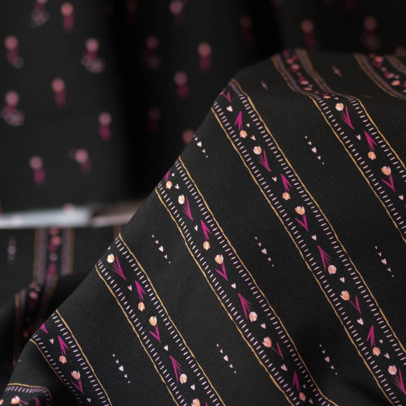 Everyday Bloom - Viscose Fabric - sewecofabrics