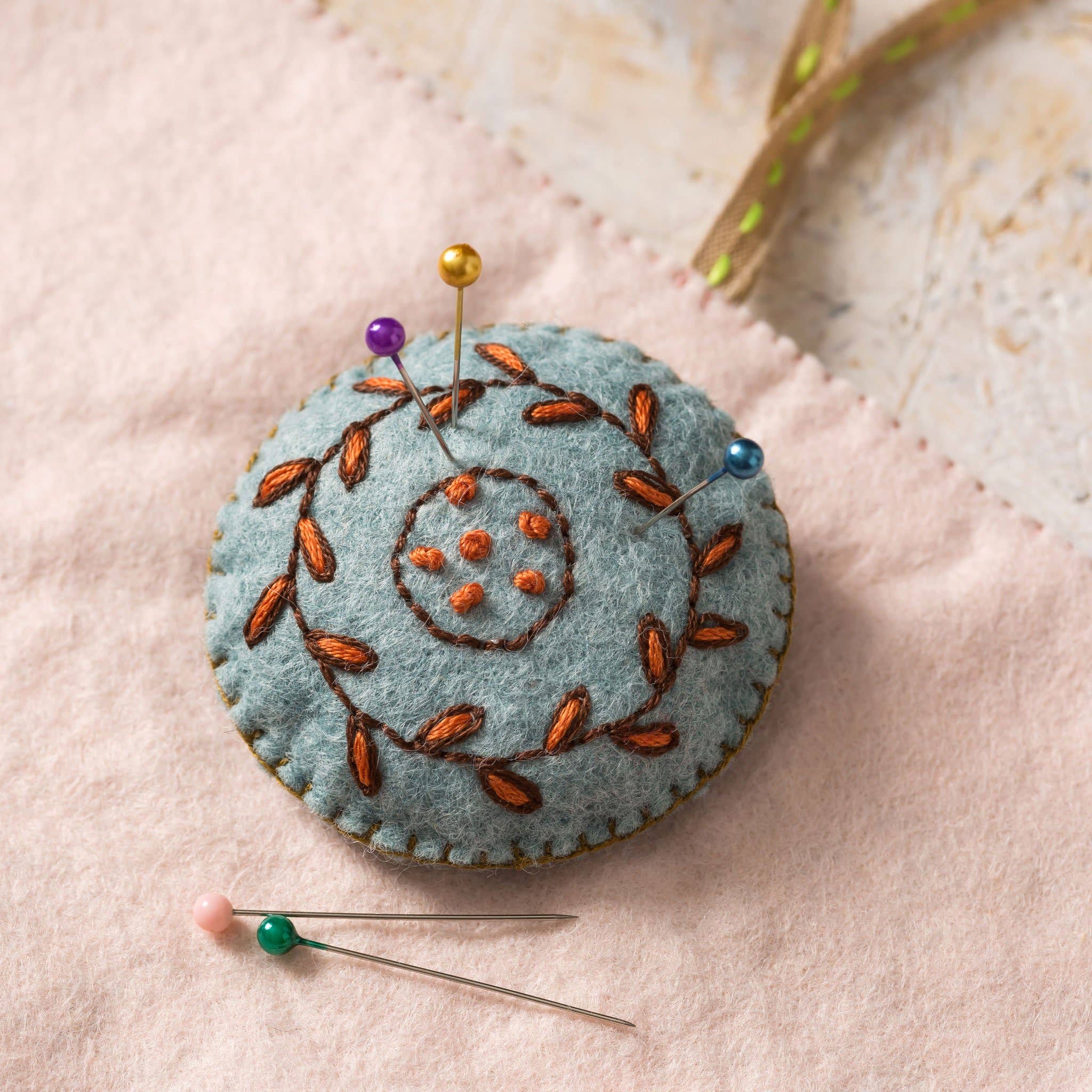 Kit: Sewing Roll - Felt Craft Mini Kit - sewecofabrics
