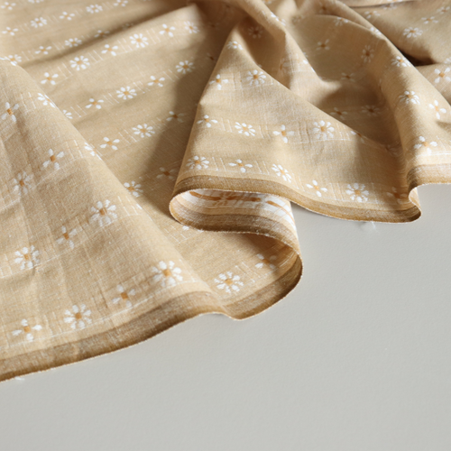 Biscuit Daisy - Forest Forage Cotton