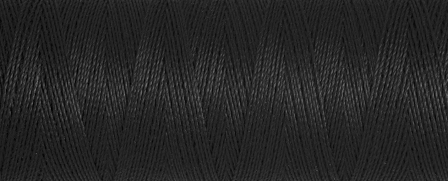 000 Black - Gütermann Sew All rPET Thread 100m - sewecofabrics