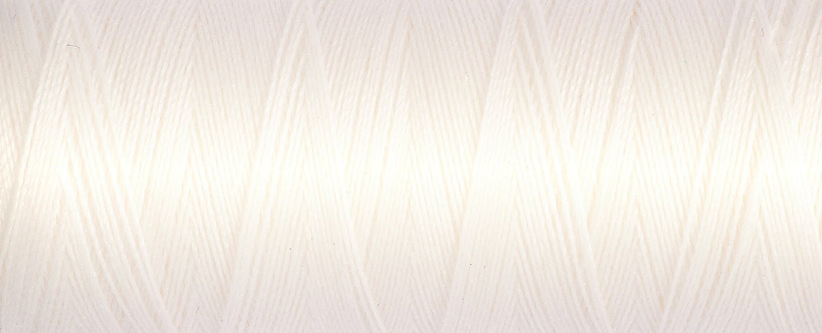 111 Bridal White - Gütermann Sew All rPET Thread 100m - sewecofabrics
