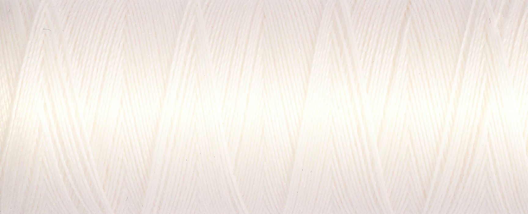 111 Bridal White - Gütermann Sew All rPET Thread 100m - sewecofabrics