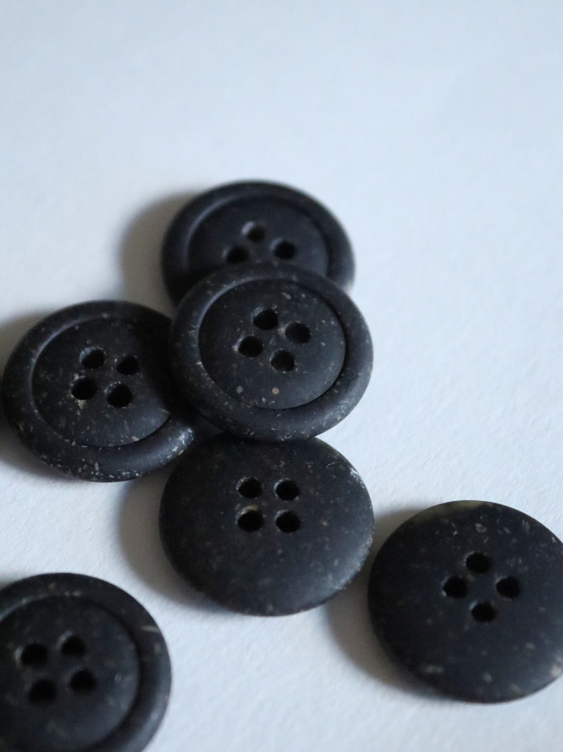 20mm Buttons - Merchant &amp; Mills - Nero