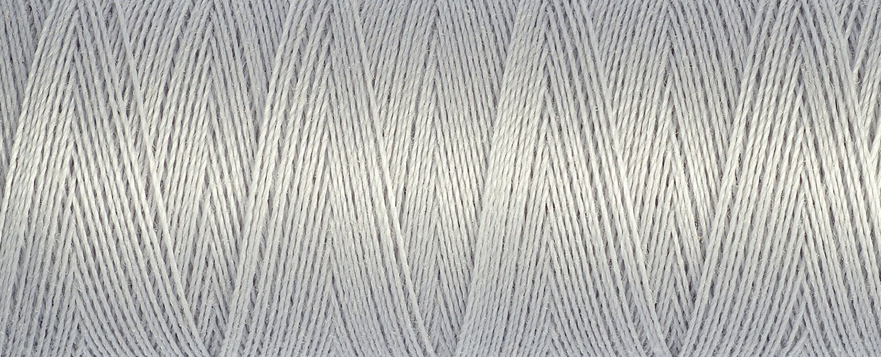 38 Fog Grey - Gütermann Sew All rPET Thread 100m - sewecofabrics