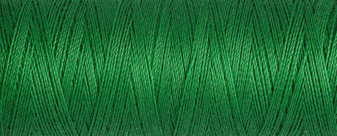 396 Lucky Green - Gütermann Sew All rPET Thread 100m - sewecofabrics