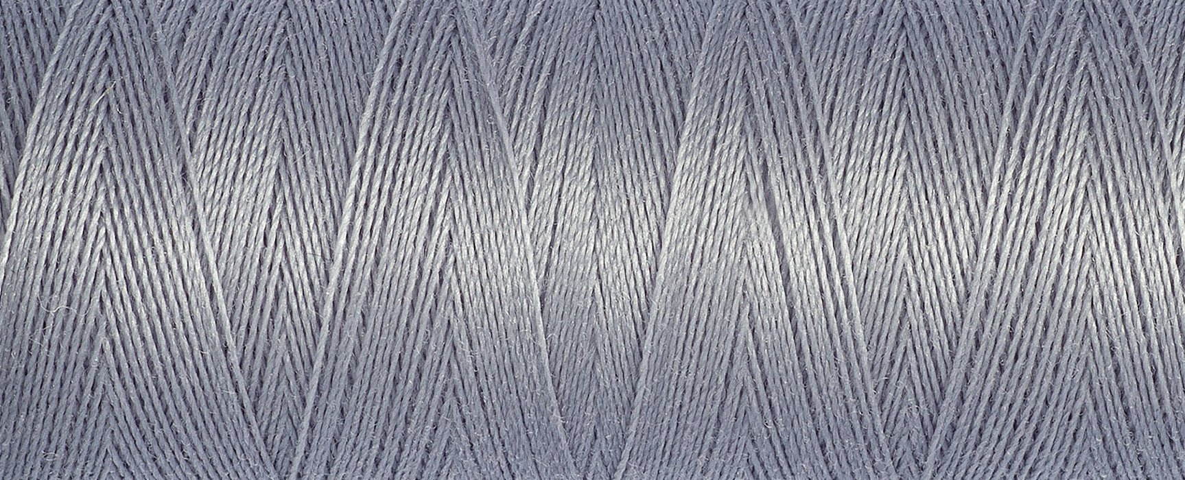 40 Silver Grey - Gütermann Sew All rPET Thread 100m - sewecofabrics