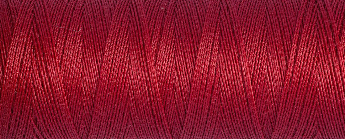 46 Ruby Red - Gütermann Sew All rPET Thread 100m - sewecofabrics