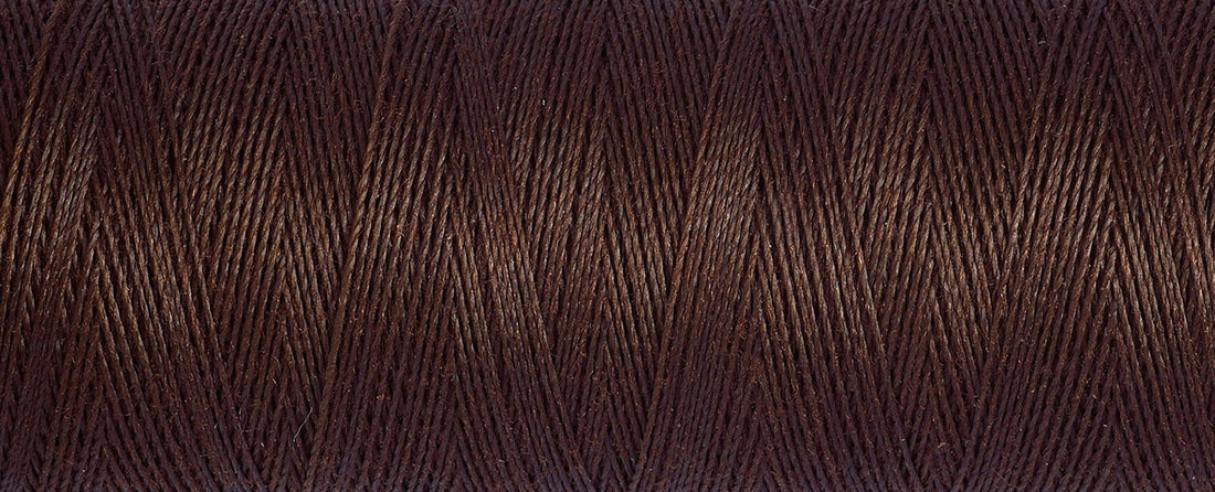 694 Brunette - Gütermann Sew All rPET Thread 100m - sewecofabrics