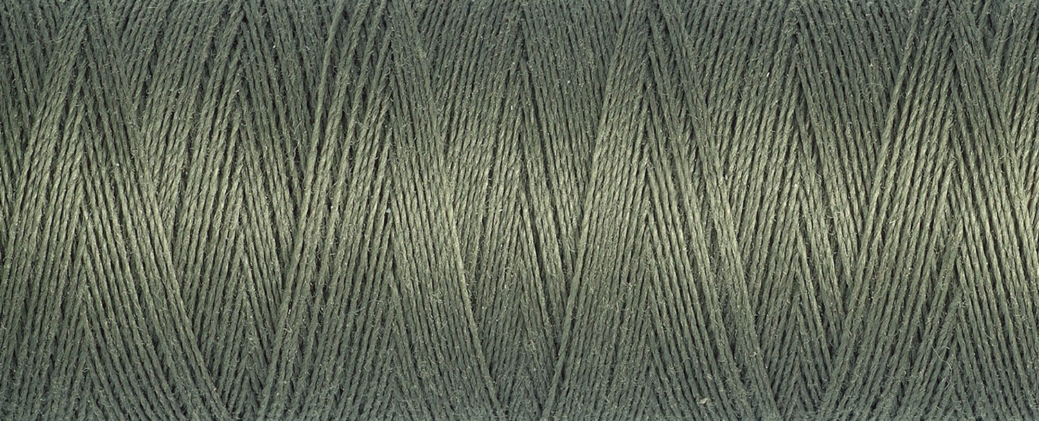 824 Kelp - Gütermann Sew All rPET Thread 100m - sewecofabrics