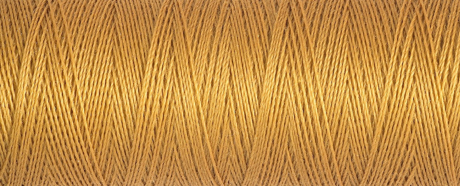 968 Golden Tan - Gütermann Sew All rPET Thread 100m - sewecofabrics