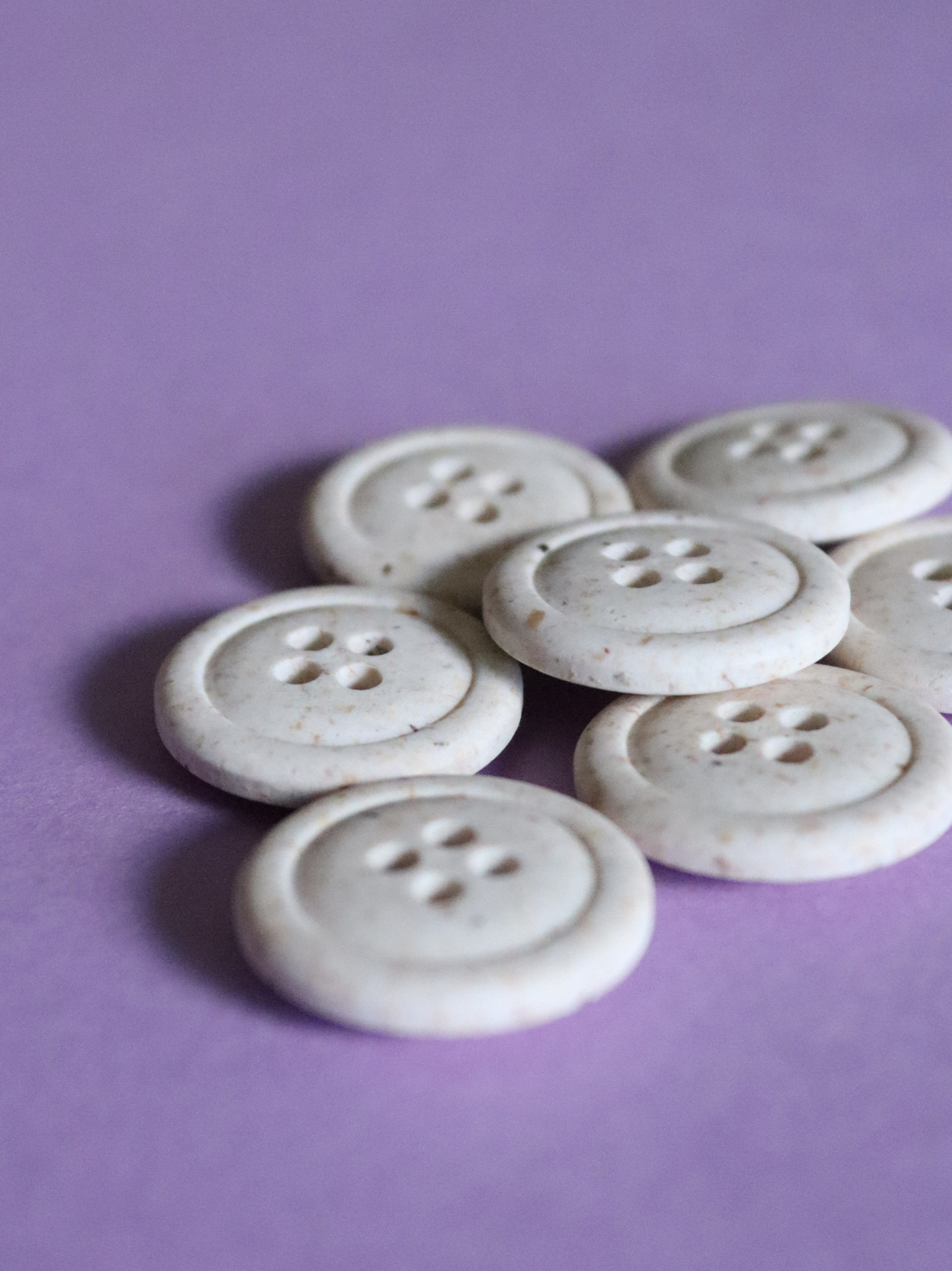 20mm Buttons - Merchant &amp; Mills - Bianco