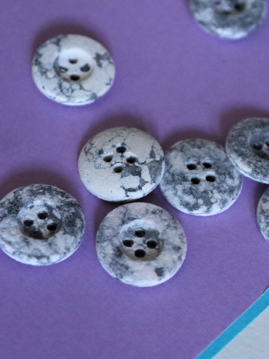 18mm Buttons - Merchant &amp; Mills - City Snow