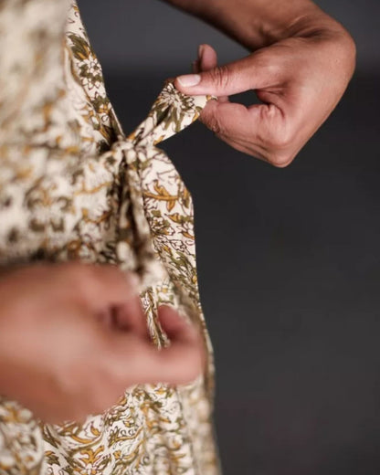 The Etta Dress, Sewing Pattern from Merchant &amp; Mills (Paper)