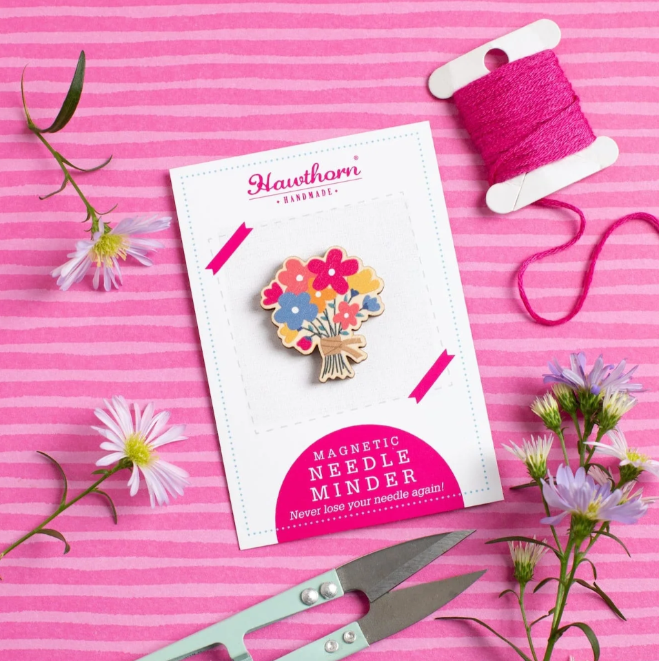 Flowers Magnetic Needle Minder (SECONDS)