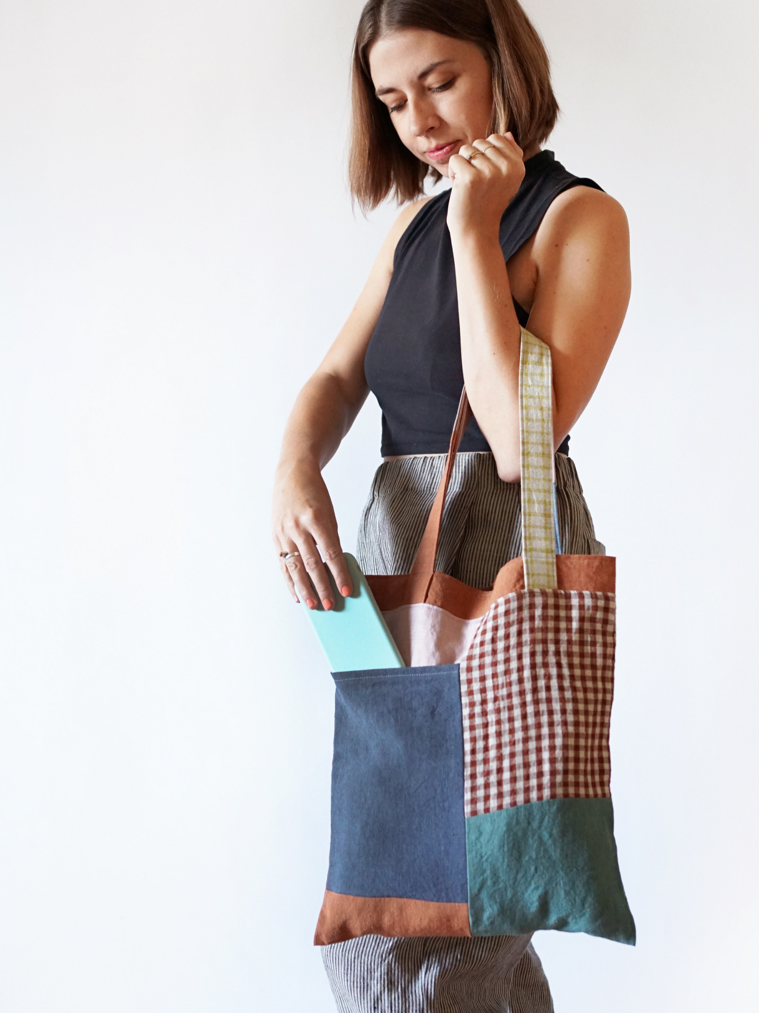 Stash Pocket Tote - PDF Sewing Pattern