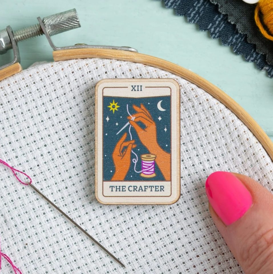 Magnetic Needle Minder: Tarot Card