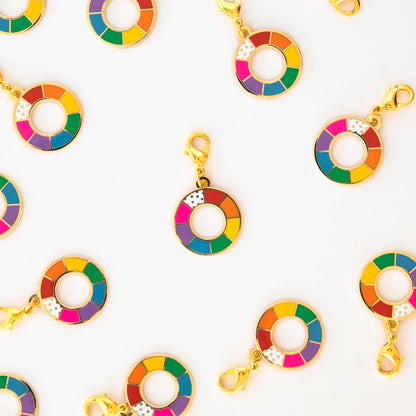 Colour Wheel Zipper Charm - sewecofabrics